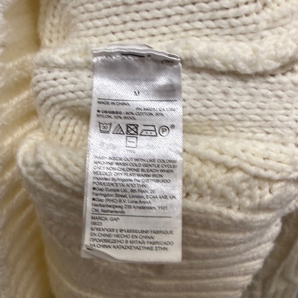 GAP Off-White Cable Knit Sweater Men’s Medium - Picture 4 of 5
